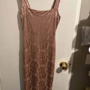 Elegant Lace Sleeveless Dress